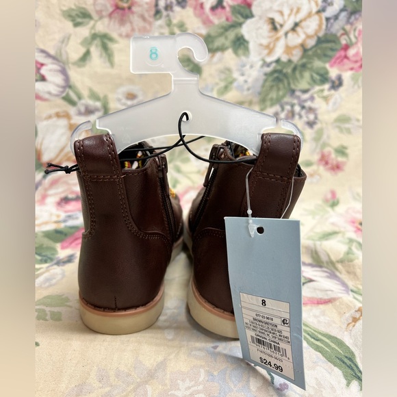 Boots - Picture 7 of 8